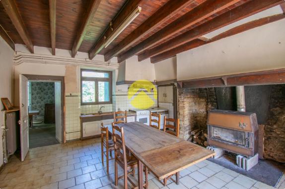 Maison avec cachet à Rénover