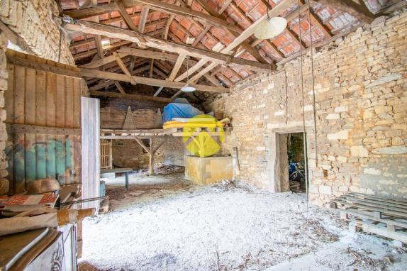 Maison avec cachet à Rénover