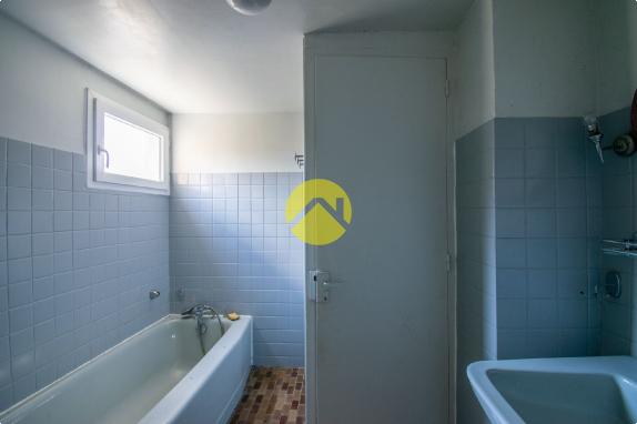 Maison avec cachet à Rénover