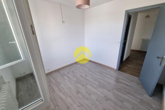 T6, 94M² RENOVE AVEC GARAGE