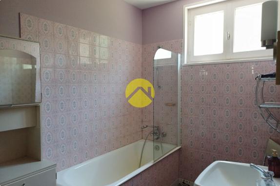 BELLE MAISON AVEC PISCINE