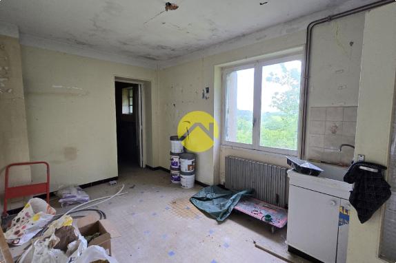 MAISON EN PIERRE