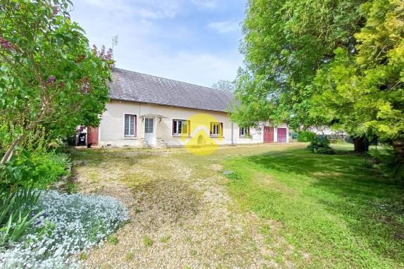 LONGERE - Terrain 7000 M2 (Rare)