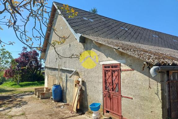 LONGERE - Terrain 7000 M2 (Rare)