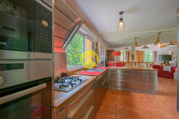 Magnifique maison sur 2.7Ha