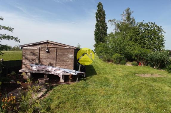 maison bord de route