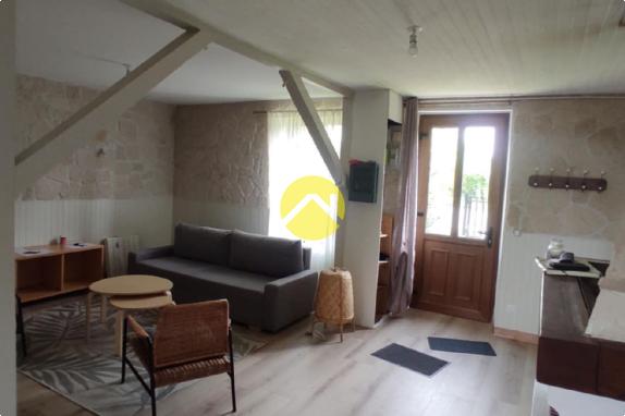 maison bord de route