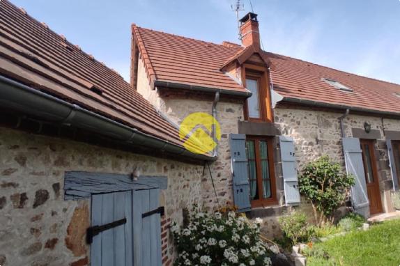 maison bord de route