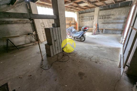 Plain-pied .2ch.garage/hangar