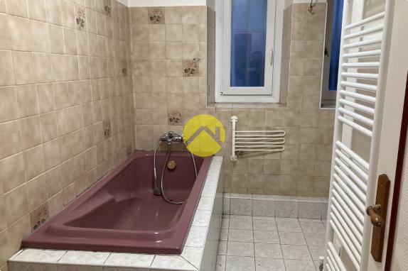 PROCHE AVORD MAISON 6 PIECES