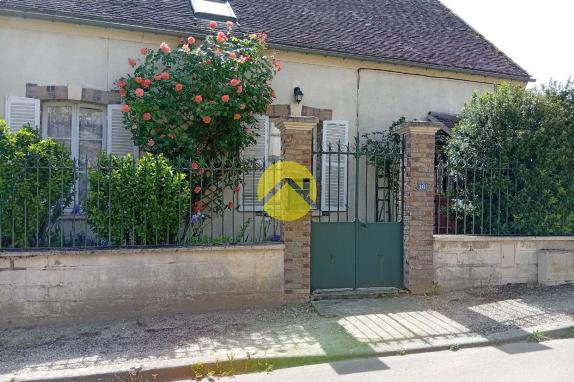 Maison au coeur du village
