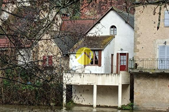 AU BORD DE L'AUMANCE