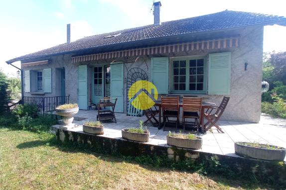 Maison / Pavillon Chantelle, 7 pièces à vendre