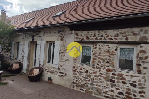 Jolie maison en pierres