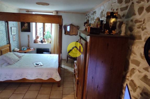 Jolie maison en pierres
