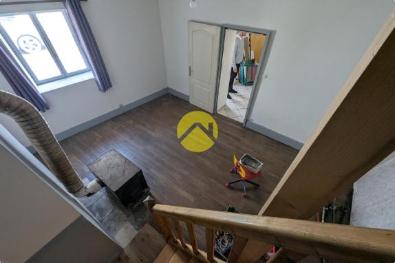 Maison de bourg.Potentiel 150m2