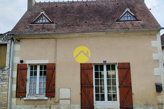 CHARMANTE MAISON A LA CAMPAGNE