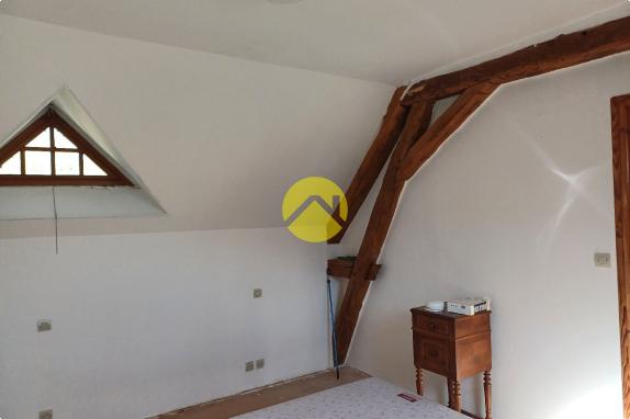 CHARMANTE MAISON A LA CAMPAGNE