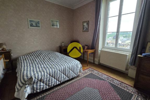MAISON BOURGEOISE