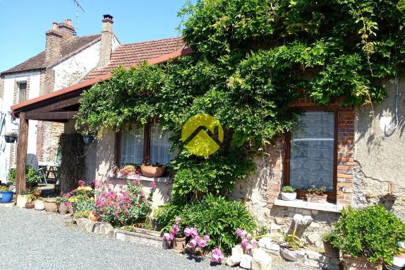 AU COEUR DU VILLAGE