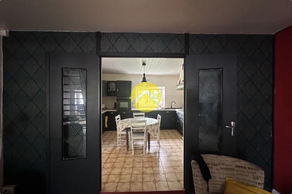 LONGÈRE FAMILIALE RÉNOVÉE AVEC VUE