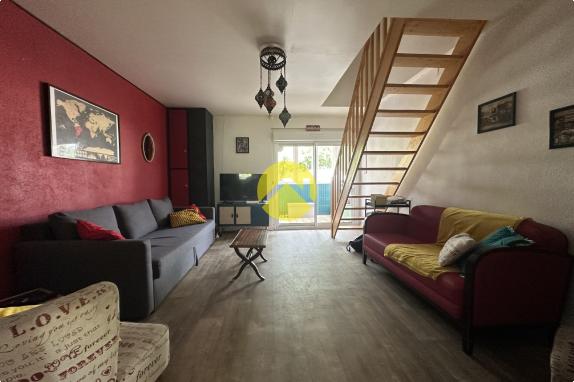 LONGÈRE FAMILIALE RÉNOVÉE AVEC VUE