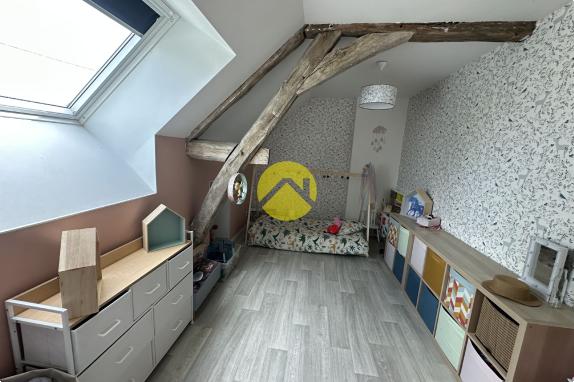 LONGÈRE FAMILIALE RÉNOVÉE AVEC VUE
