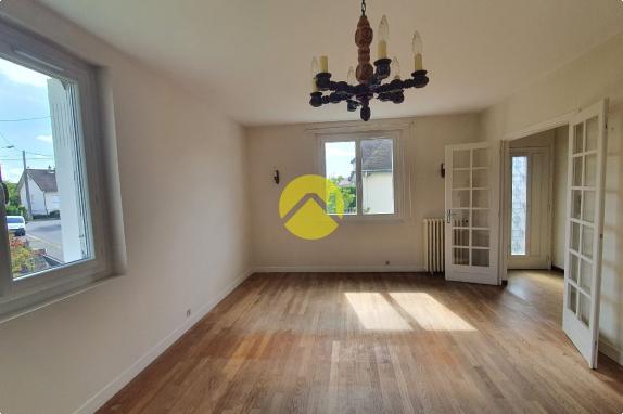 maison dans bourg thermal
