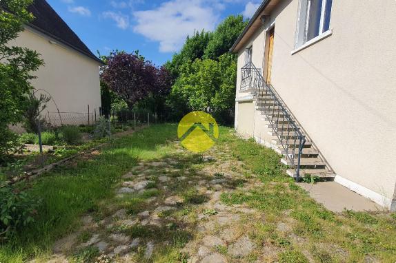 maison dans bourg thermal
