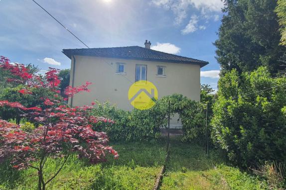 maison dans bourg thermal