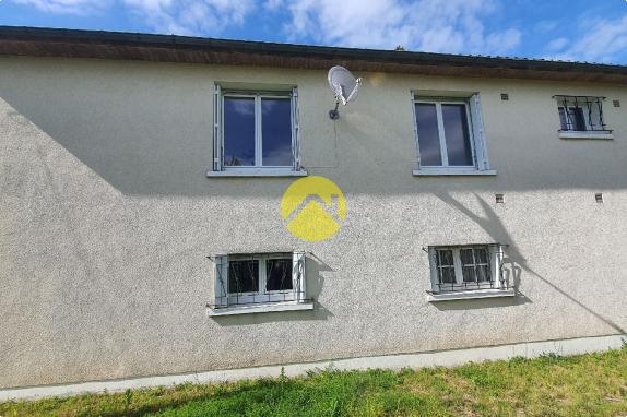 maison dans bourg thermal