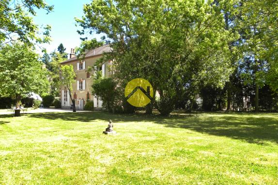 ENSEMBLE IMMOBILIER D'EXCEPTION