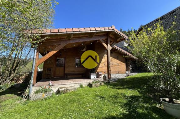 Propriété avec terrain et étang