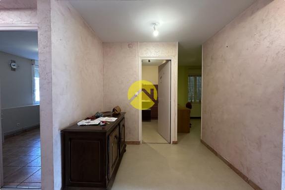 IMMEUBLE 3 LOGEMENTS AVEC TERRAIN