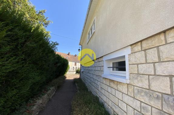 MAISON 80 m² 3 CHAMBRES