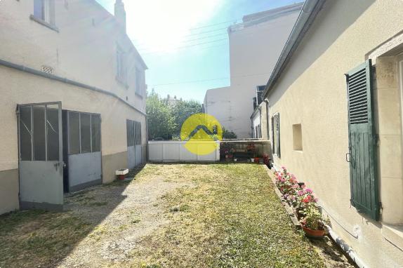 APPARTEMENT AVEC GARAGE