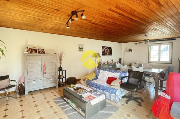 APPARTEMENT AVEC GARAGE