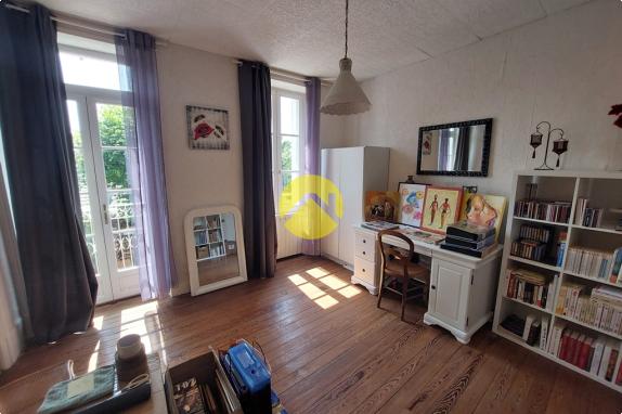 HABITABLE DE SUITE AVEC DÉPENDANCES