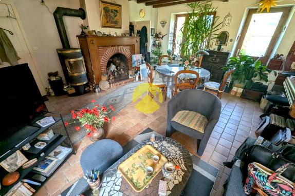 Longère en pierre 185m² sur 3.000m²