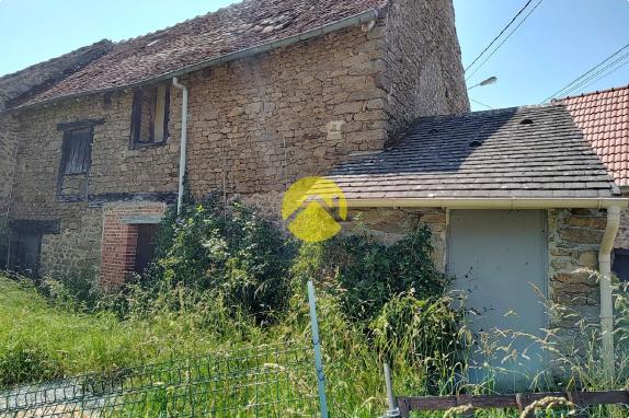 MAISON de PIERRES 