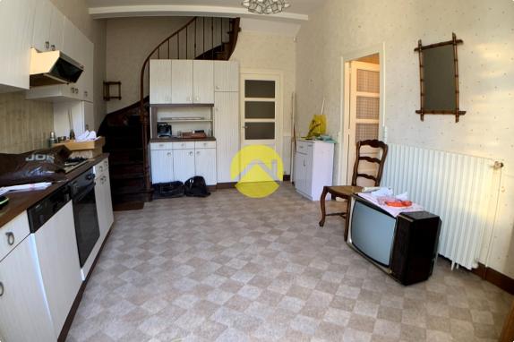 Maison de bourg au calme