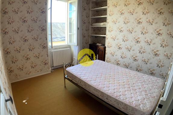 Maison de bourg au calme