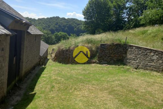 CORPS DE FERME