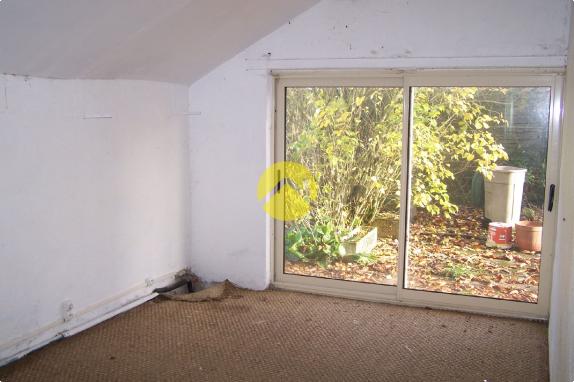 MAISON A RENOVER TOITURE NEUVE