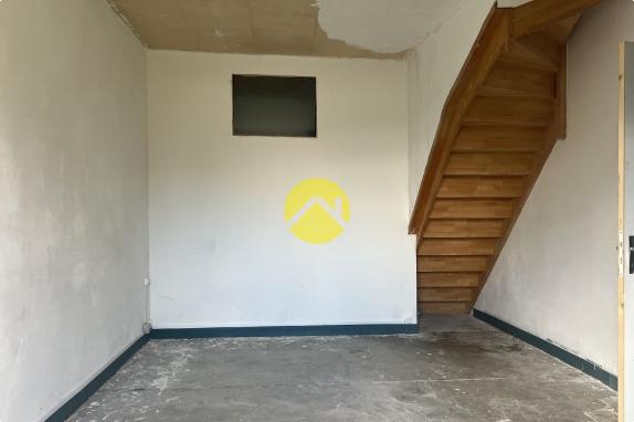 MAISON A RENOVER TOITURE NEUVE