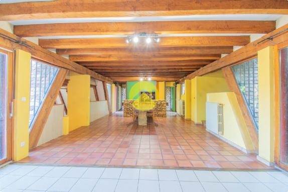 Maison d'architecte centre Belvès