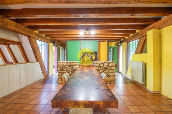 Maison d'architecte centre Belvès