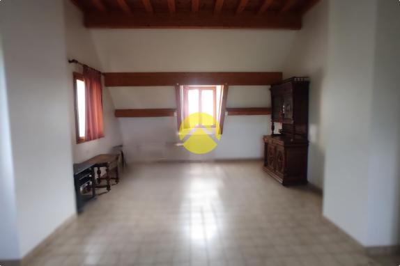maison en sortie de bourg