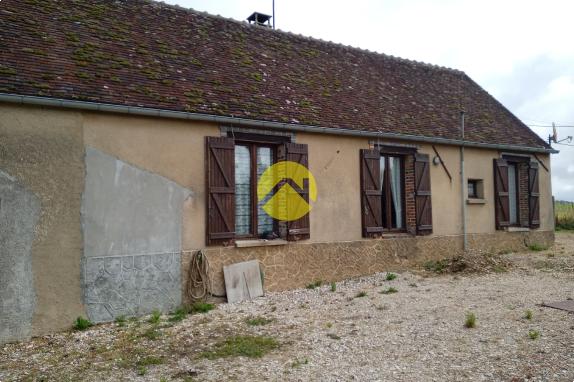 Petite longère louée