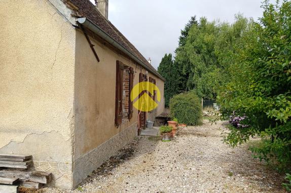 Petite longère louée